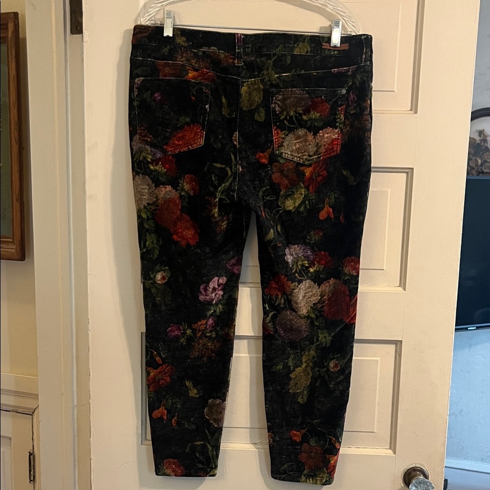 Floral Velvet Jeans - Picture 2 of 5